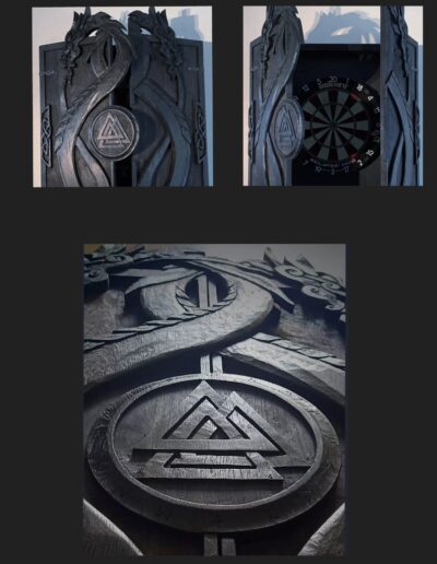 Dartboard kast met Viking stijl reliëf met draken en Valknut symbool in eiken hout